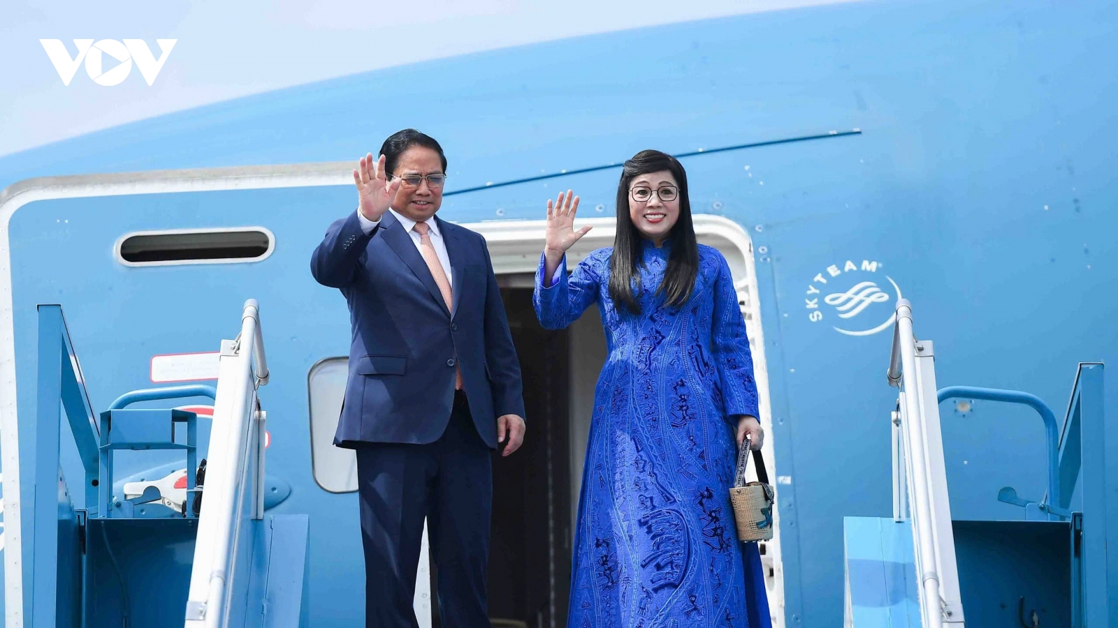 Thủ tướng Phạm Minh Chính lên đường dự Hội nghị các Nhà lãnh đạo BRICS