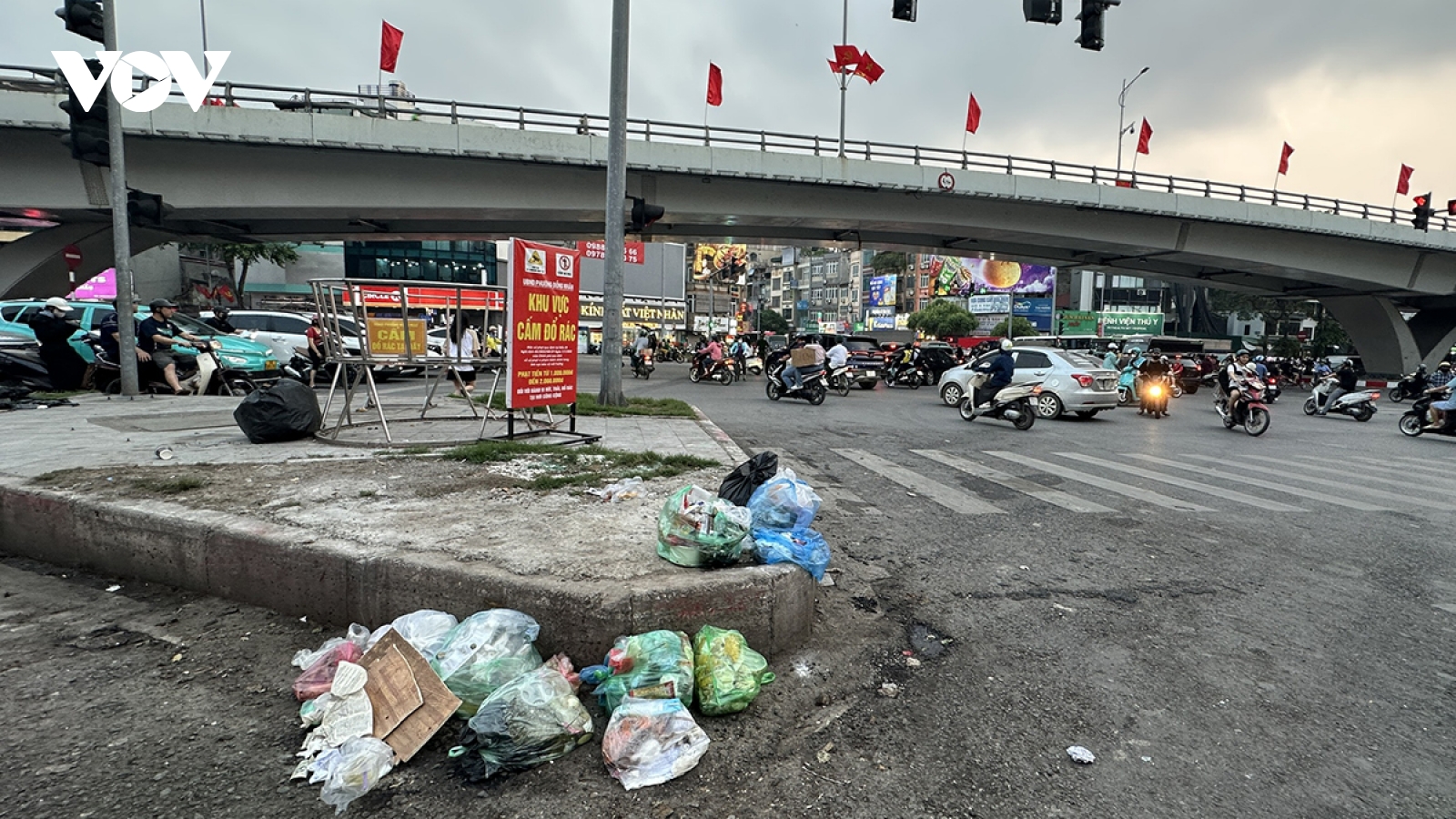 Chợ, nhà hàng, khách sạn ở Hà Nội dừng sử dụng sản phẩm nhựa dùng một lần