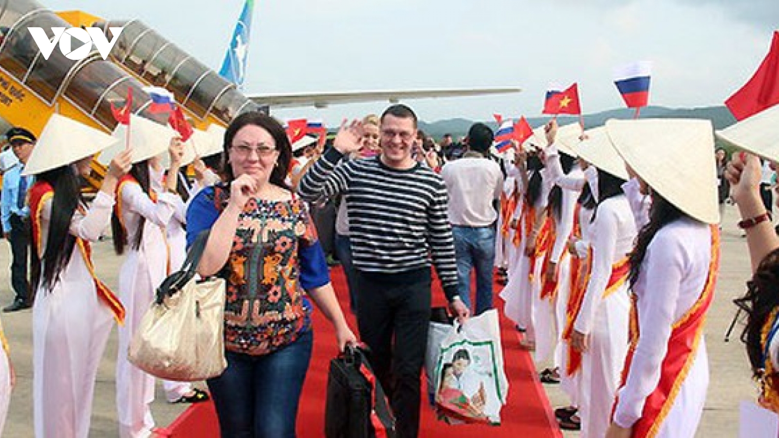 Russian tourist arrivals to Vietnam in first half match entire 2024 total