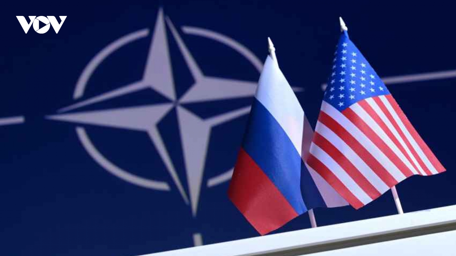 Mỹ gây sức ép, Nga khơi chiến tuyến: NATO trong thế “chơi dao hai lưỡi”