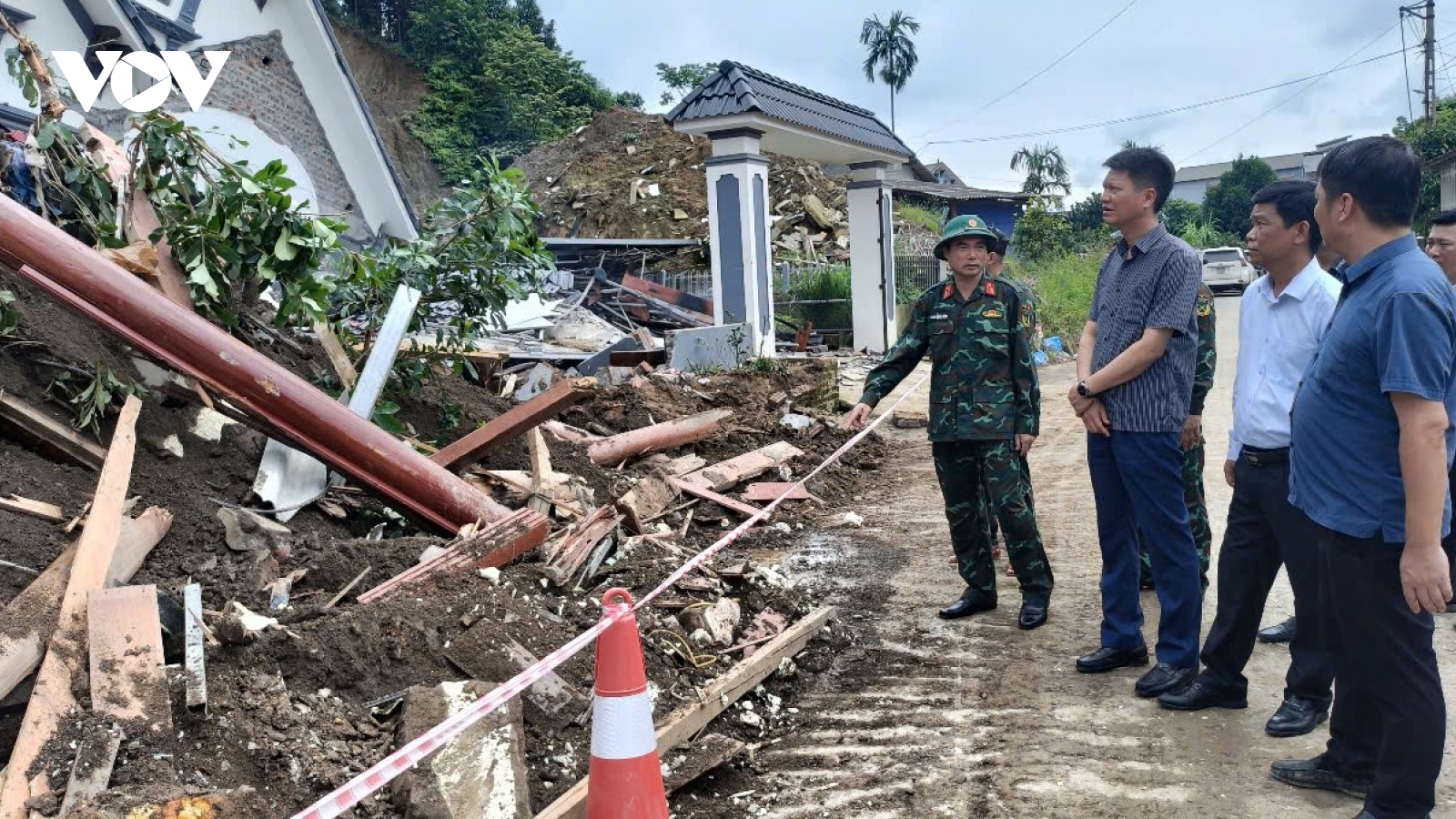 Khẩn trương khắc phục hậu quả vụ sạt lở đất làm 5 người thương vong ở Lào Cai