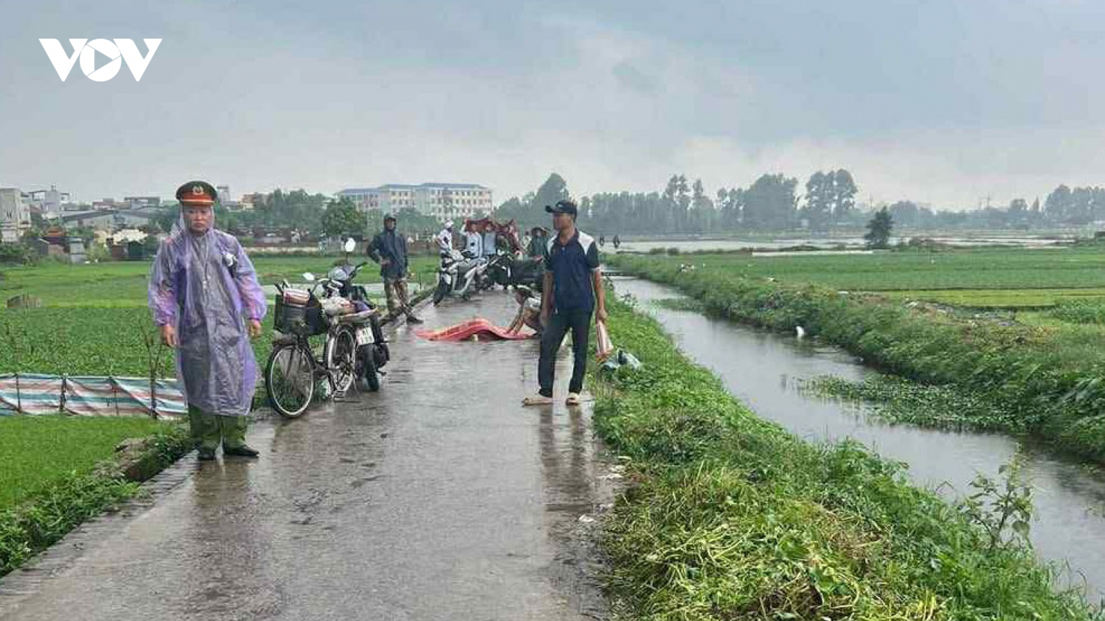 Sét đánh tử vong một người giữa mưa giông ở xã Đại Thanh, Hà Nội