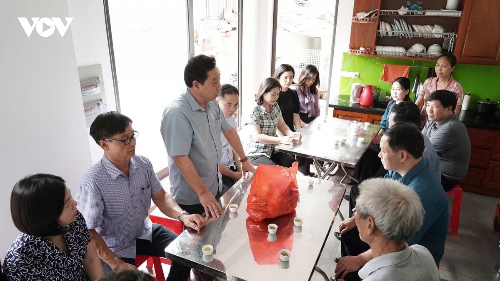 Hà Nội hỗ trợ gia đình nạn nhân trên địa bàn trong vụ lật tàu du lịch