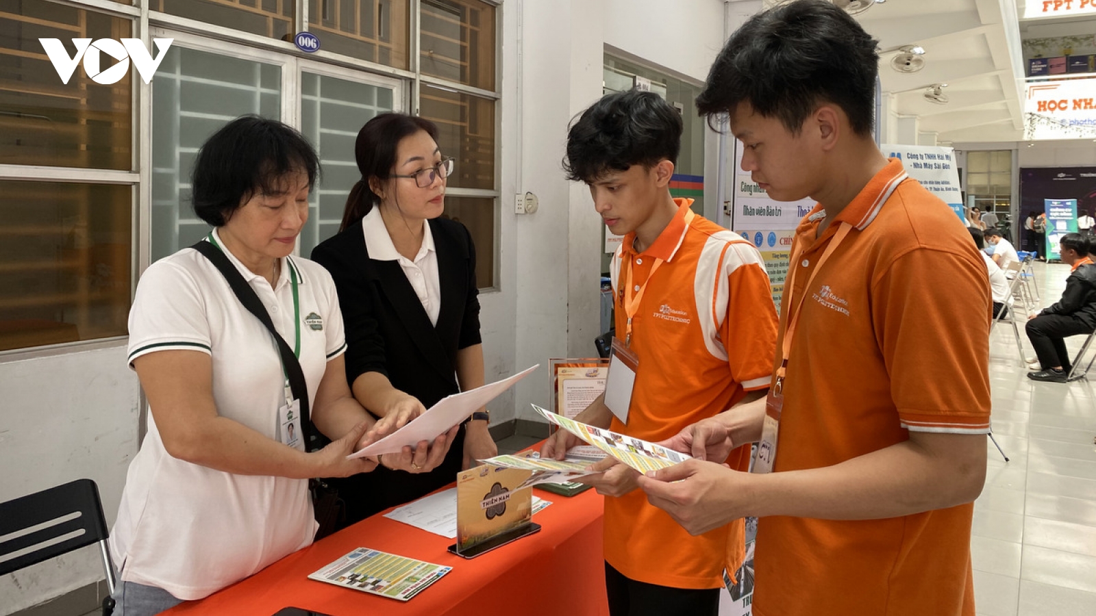 Hơn 9.000 người ở TP.HCM không còn cần hưởng trợ cấp thất nghiệp