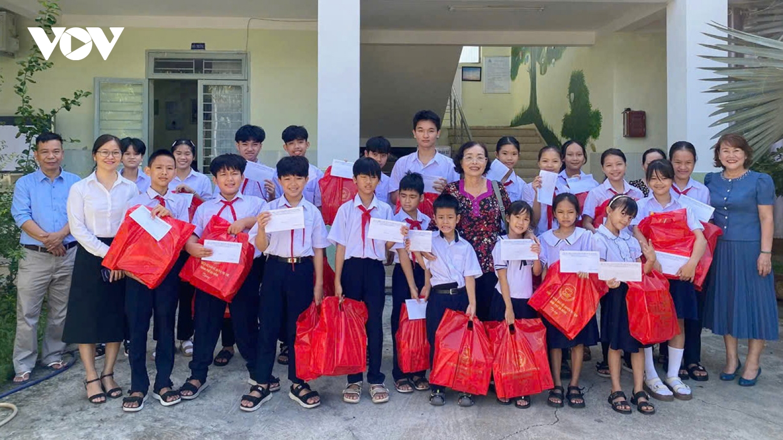 Đà Nẵng: Hơn 100 tỷ đồng chăm lo trẻ em hoàn cảnh đặc biệt khó khăn