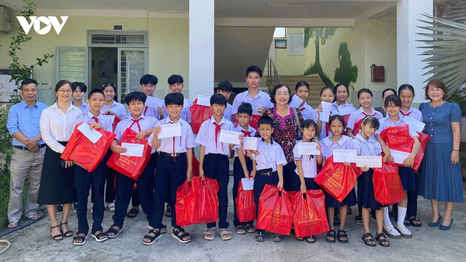 Đà Nẵng: Hơn 100 tỷ đồng chăm lo trẻ em hoàn cảnh đặc biệt khó khăn