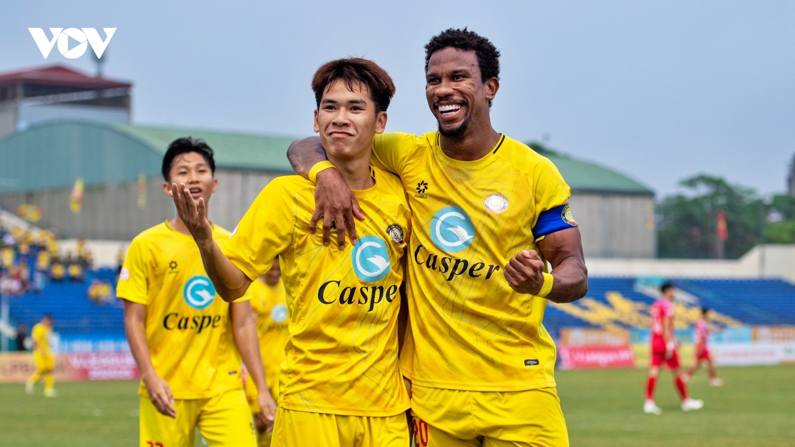 Vì sao HLV Kim Sang Sik loại cầu thủ trẻ xuất sắc nhất V-League 24/25?