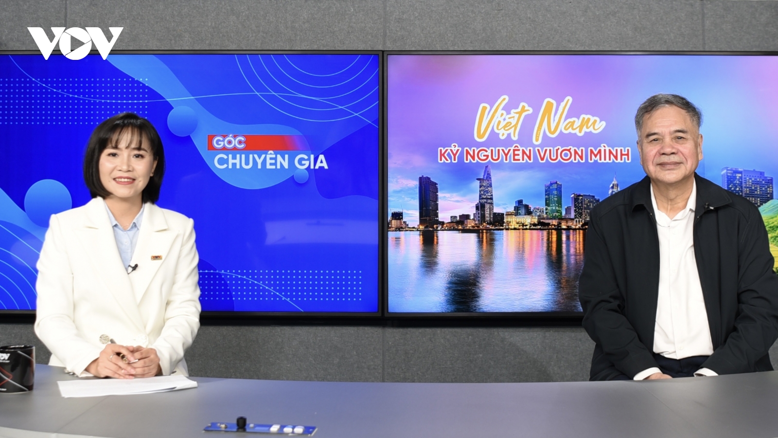 "Tinh giản biên chế là đúng nhưng "tinh tuyển" cũng quan trọng không kém"