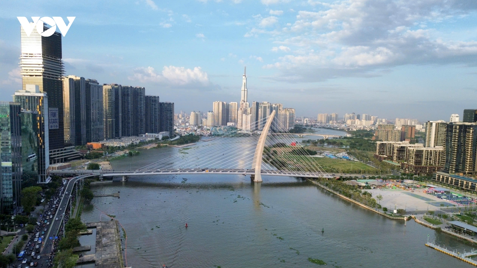 Hạ tầng giao thông TP.HCM: Từ metro đến kết nối vùng chiến lược