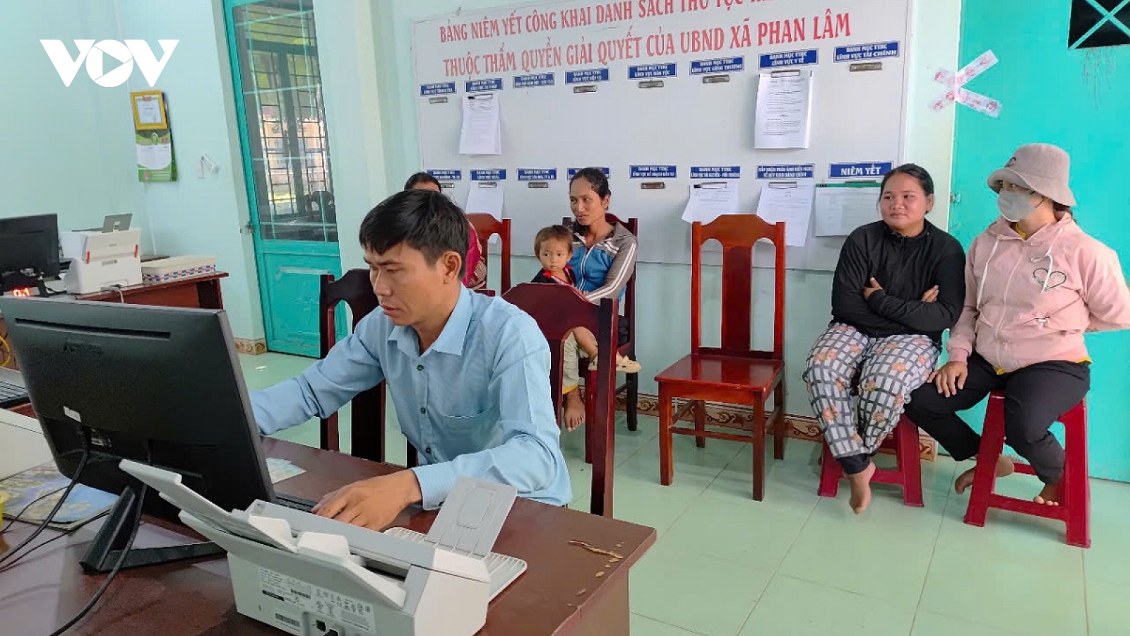 Lâm Đồng: Vận hành bộ máy mới ở xã vùng đồng bào dân tộc thiểu số còn khó khăn