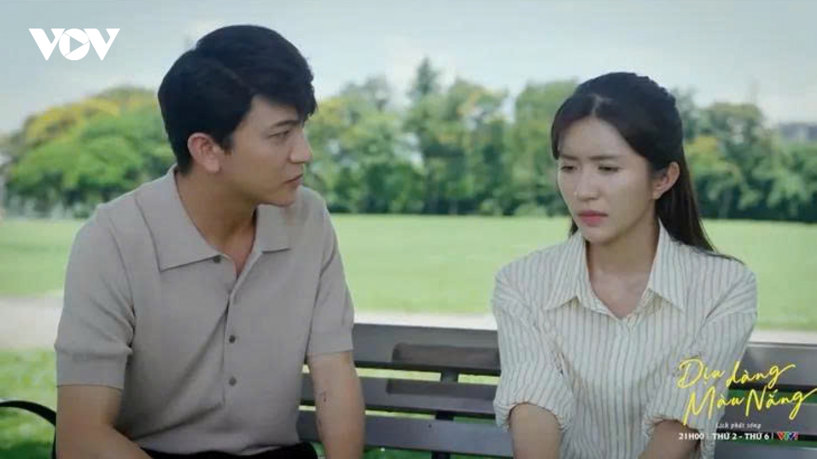 B Trần và Ngọc Huyền bị chê nhạt nhẽo trong "Dịu dàng màu nắng"