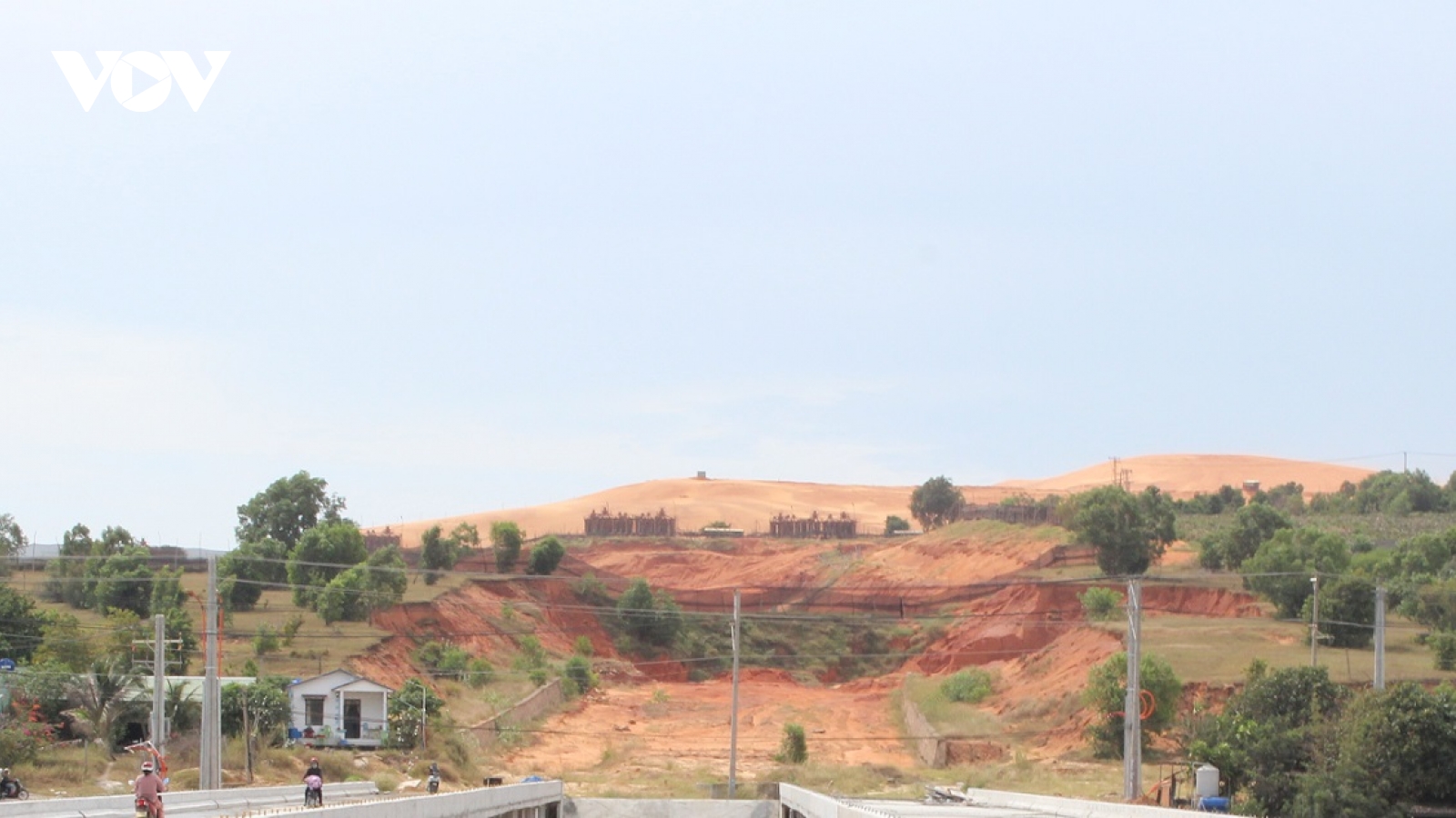 Vướng mặt bằng, đường ven biển đoạn Phan Thiết - Kê Gà còn dở dang