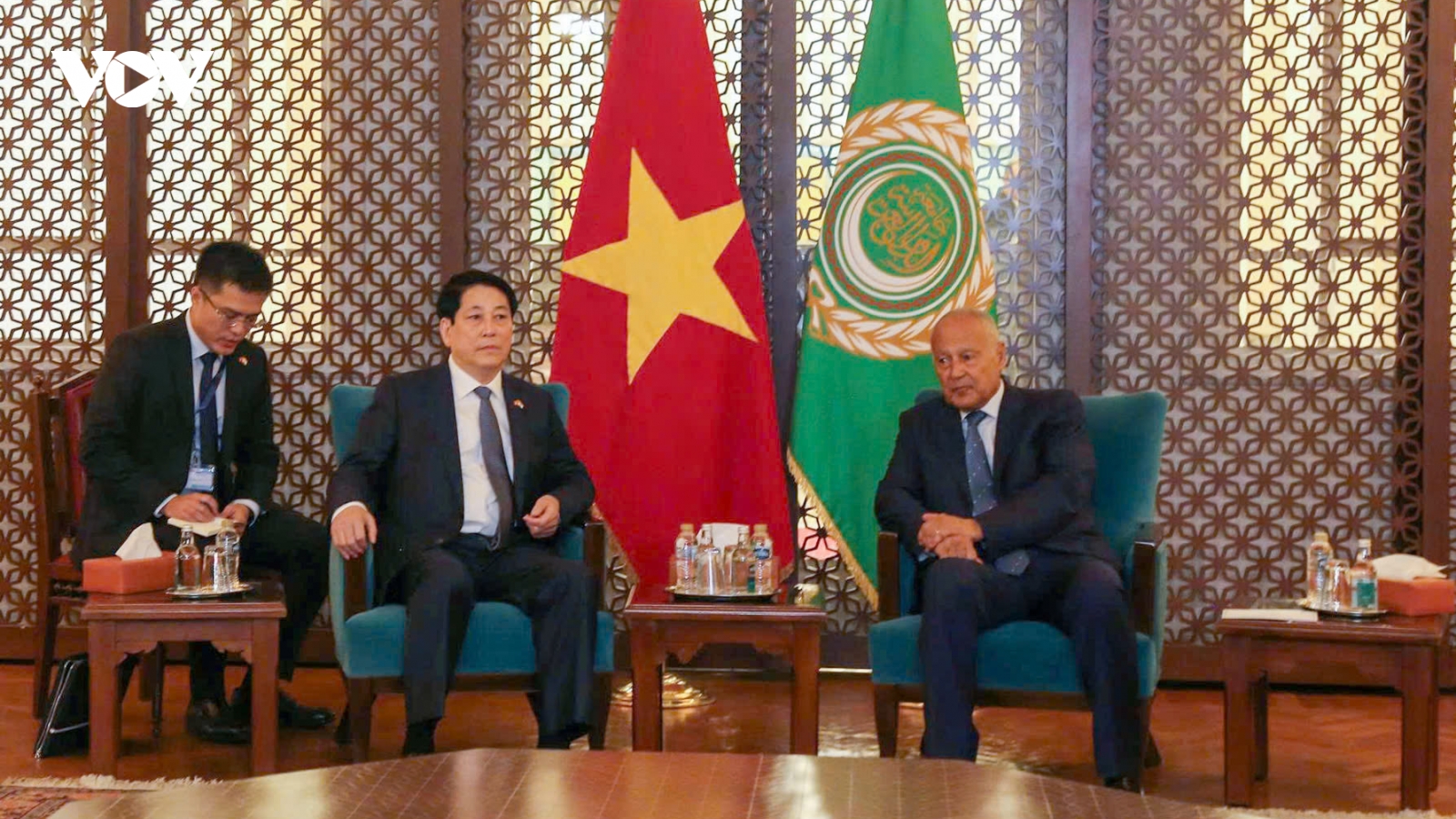 Chủ tịch nước Lương Cường gặp Tổng Thư ký Liên đoàn Arab Ahmed Aboul Gheit