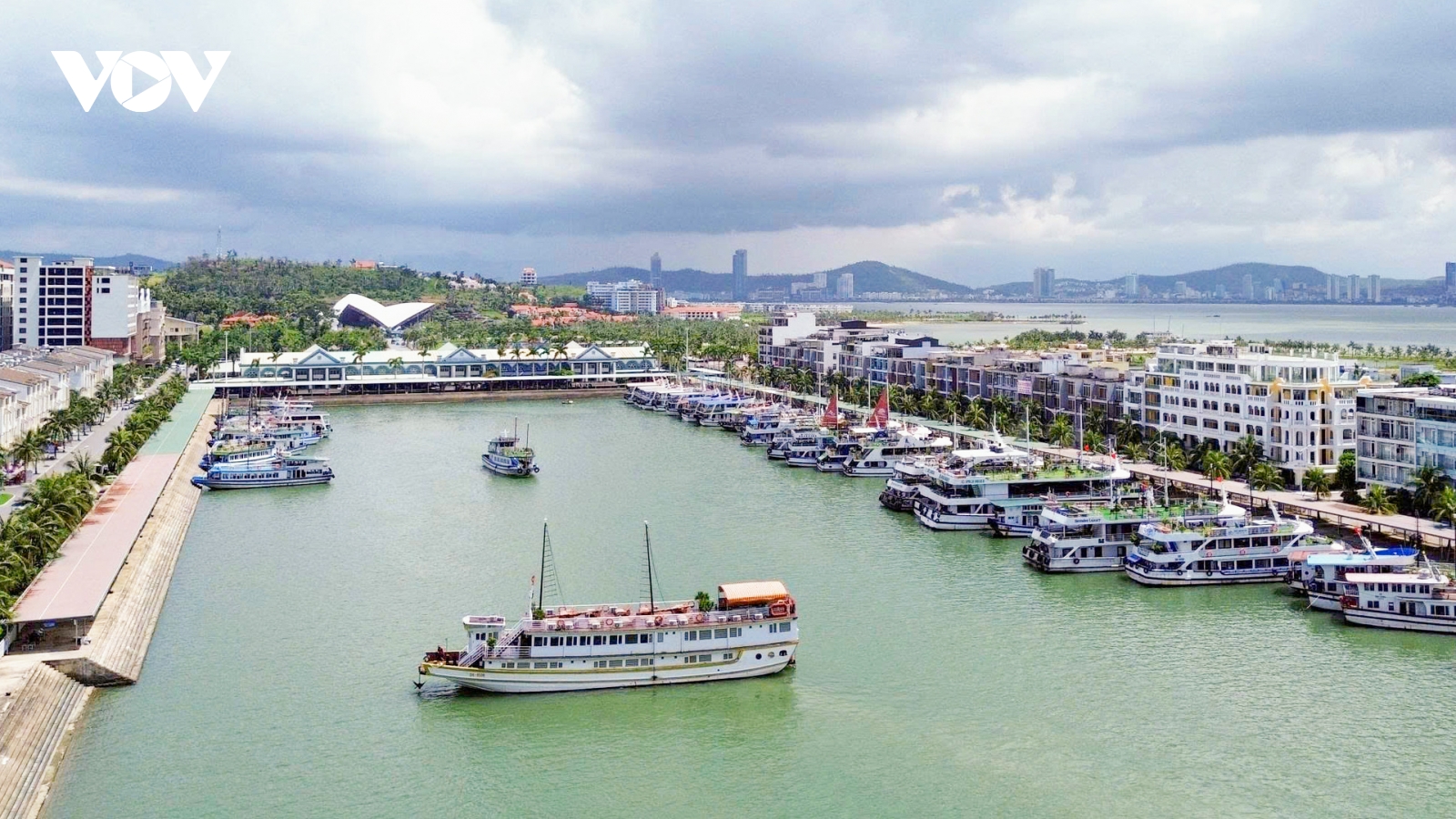 Nâng cấp hệ thống an toàn, tàu du lịch vịnh Hạ Long sẵn sàng phục vụ du khách