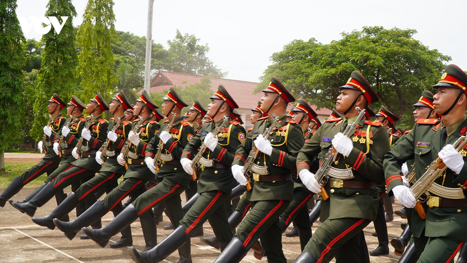 Quân đội nhân dân Lào sẵn sàng cho Lễ kỷ niệm 80 năm Quốc khánh Việt Nam