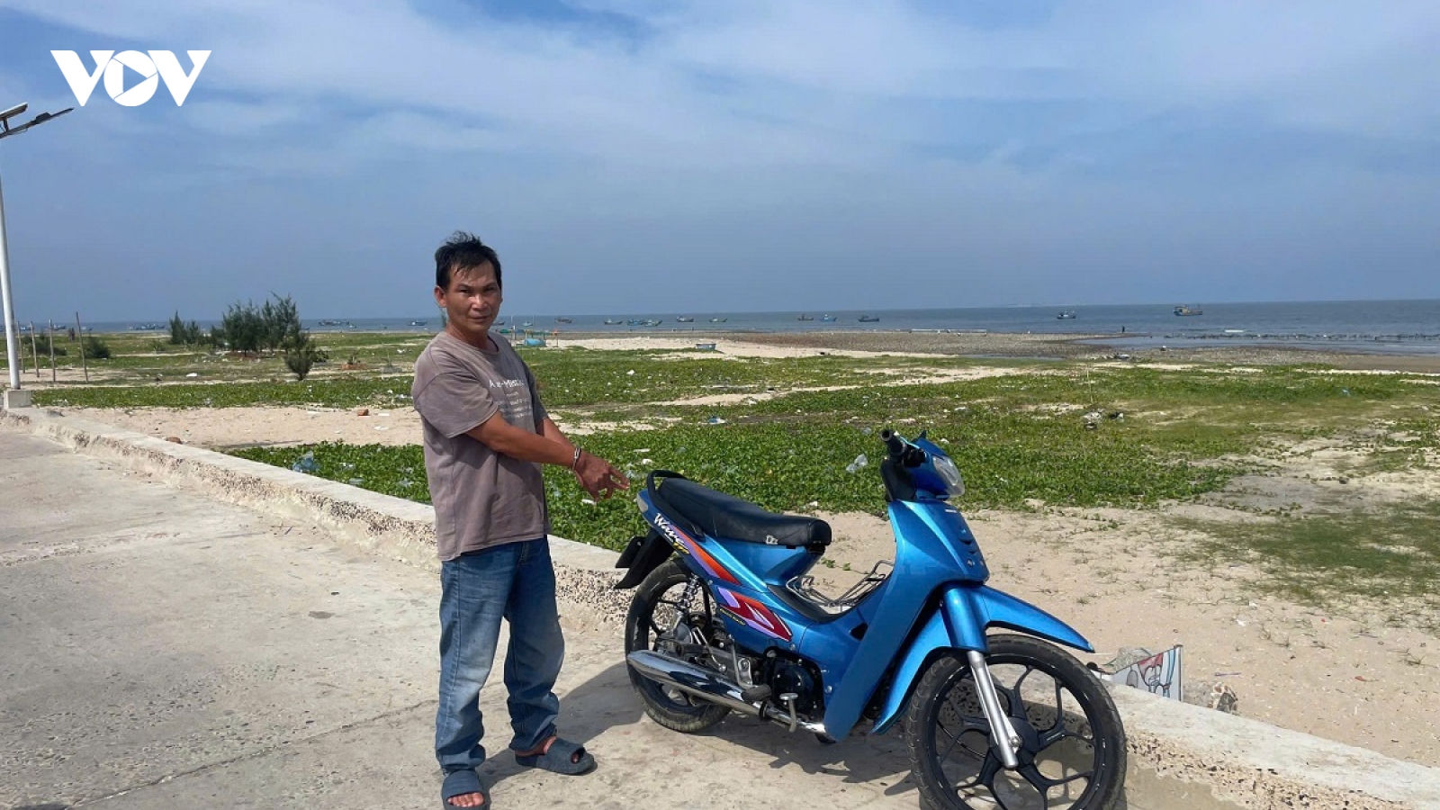 Trộm xe máy rồi điện cho chủ xe đưa tiền chuộc
