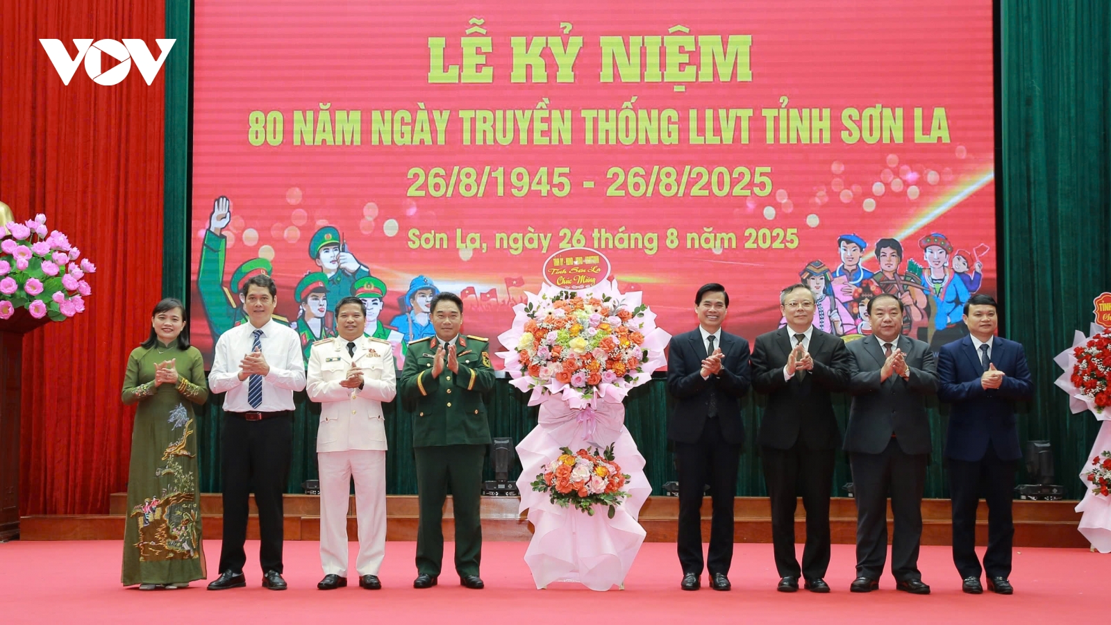 Sơn La kỷ niệm 80 năm ngày truyền thống lực lượng vũ trang