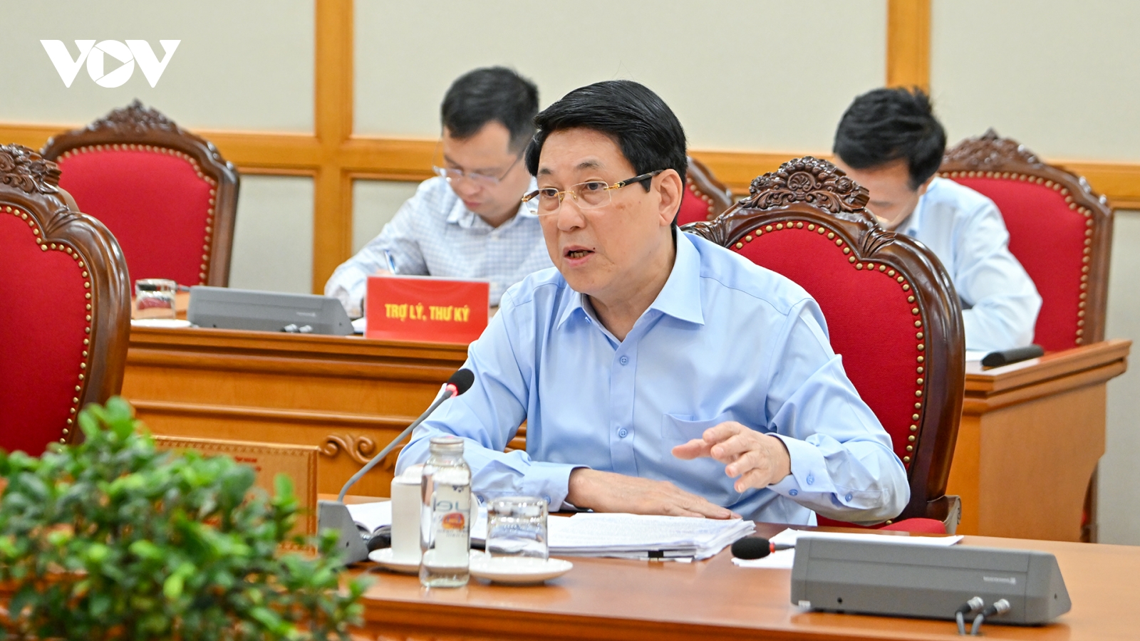 Bộ Chính trị cho ý kiến về chuẩn bị Đại hội Đảng bộ tỉnh Cao Bằng và TP Huế