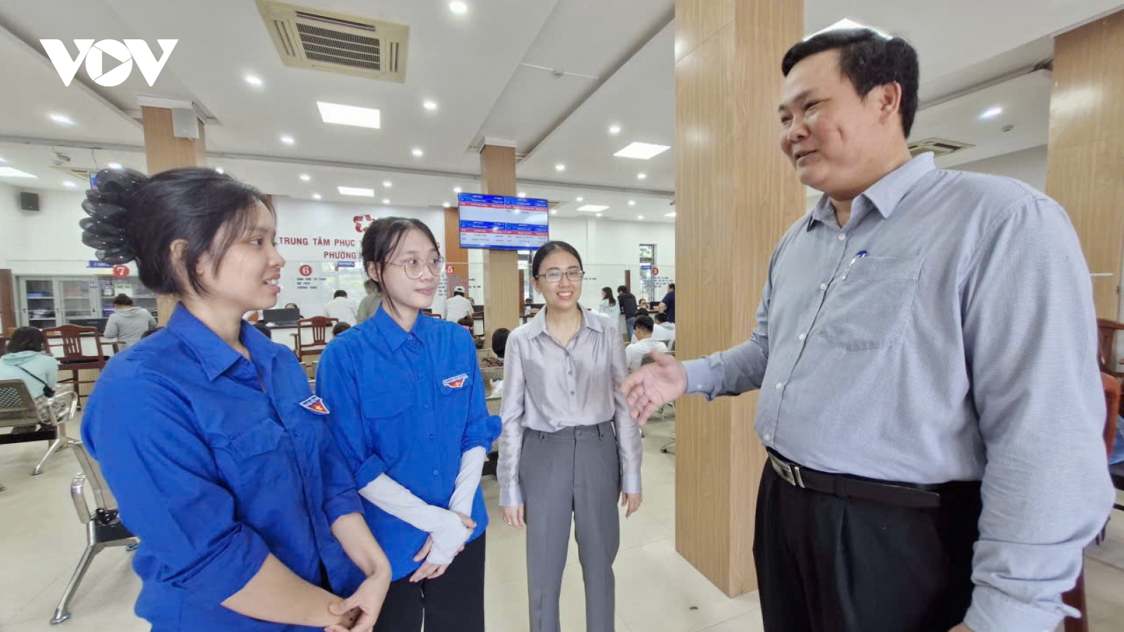 Đưa sinh viên công nghệ thông tin về hỗ trợ xã, phường