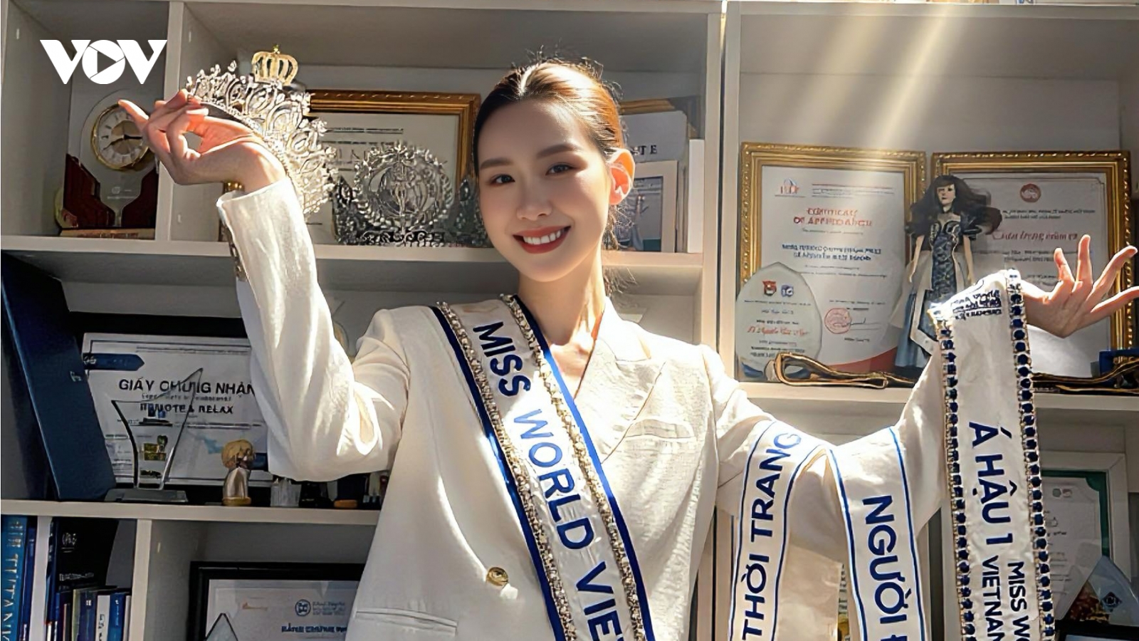 Sắc vóc đại diện Việt Nam tại Miss World: Cao 1m86, từng đăng quang quốc tế