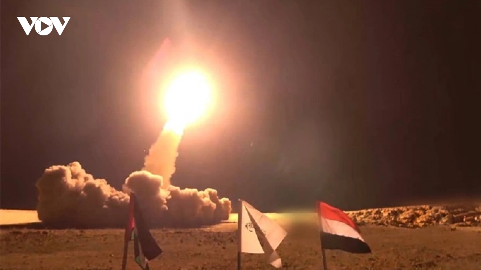Houthi tiếp tục phóng tên lửa đạn đạo tấn công Israel