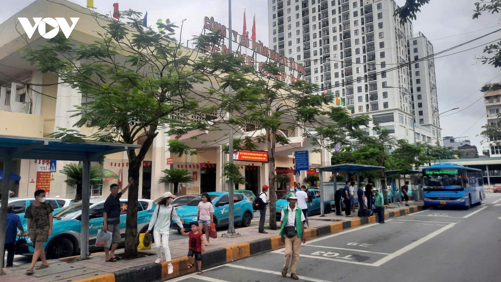 Hà Nội tăng cường 1000 xe phục vụ nhu cầu đi lại của người dân