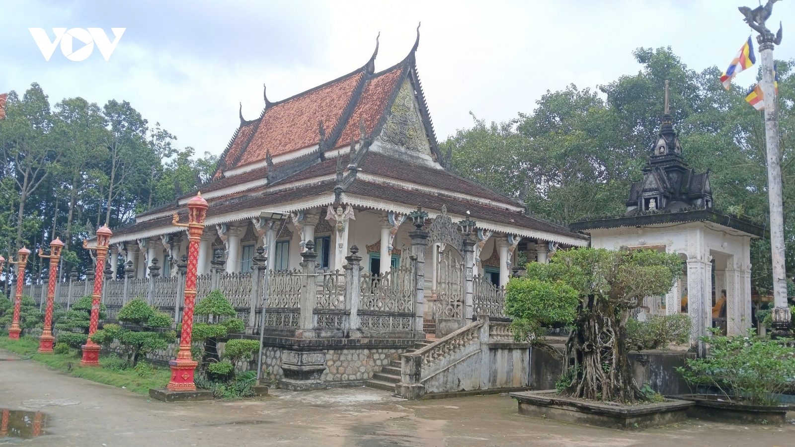 Chùa Đom Bon Pak – Ngôi chùa Khmer nuôi giấu cán bộ trong kháng chiến