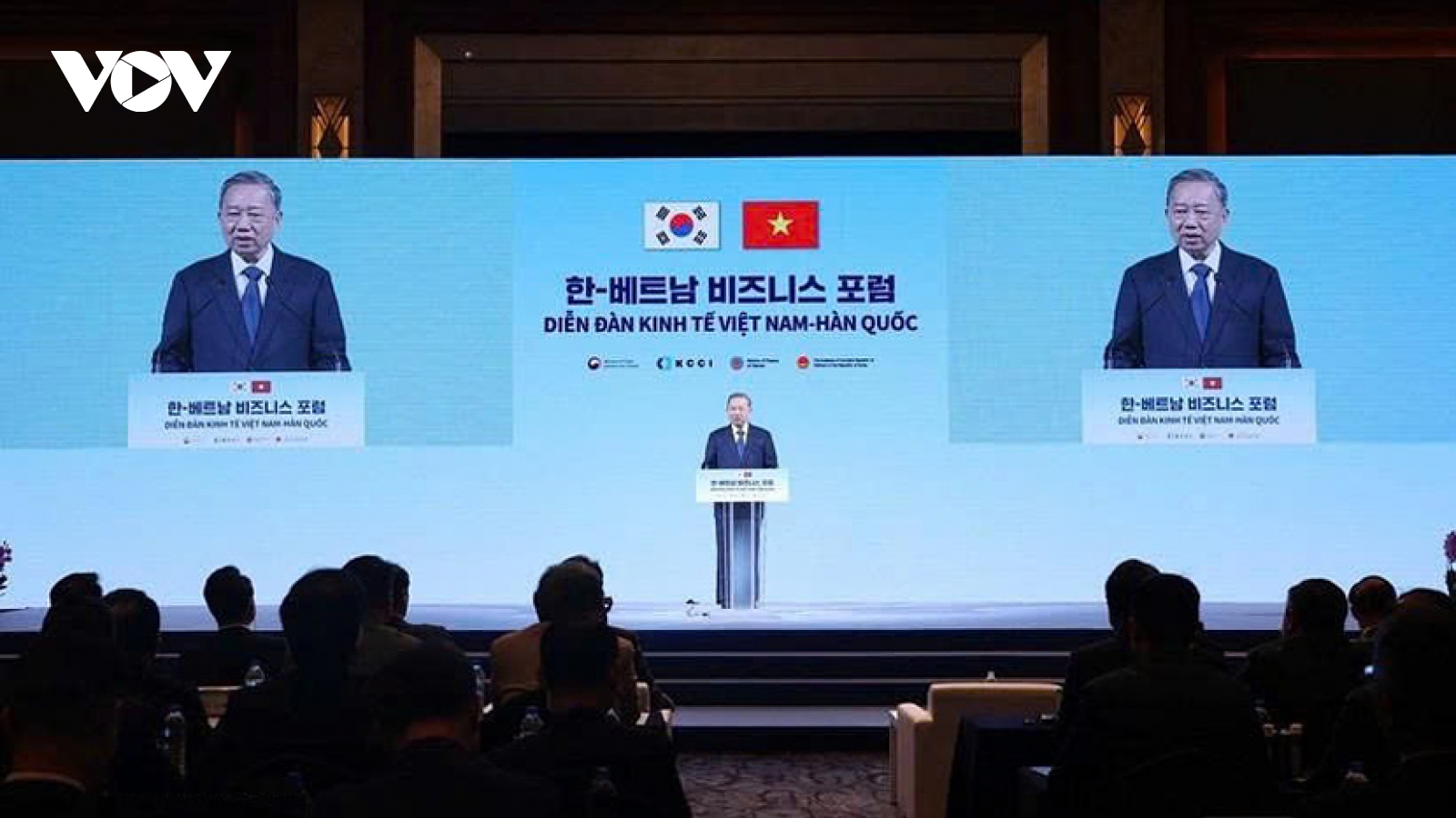 Vietnam and RoK vow to expand economic cooperation at Seoul forum