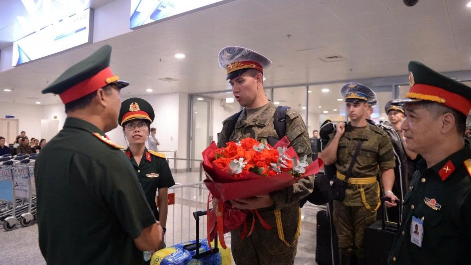 Russian soldiers arrive in Hanoi for military parade on Vietnam’s National Day