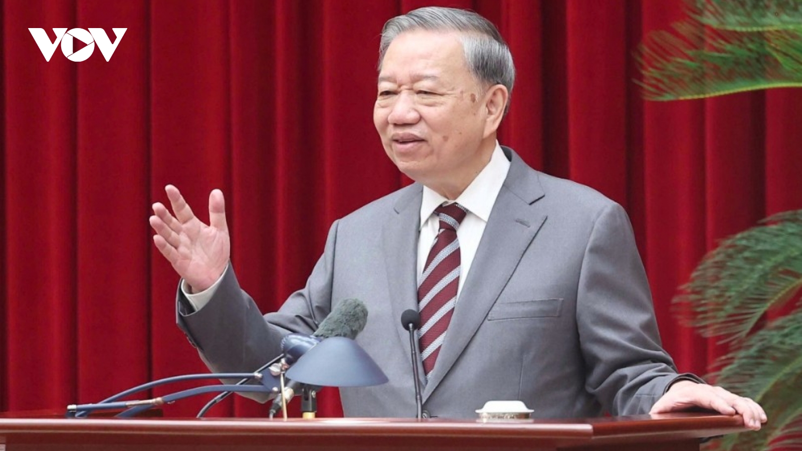 Tổng Bí thư Tô Lâm gặp mặt đại biểu trí thức, nhà khoa học, văn nghệ sĩ