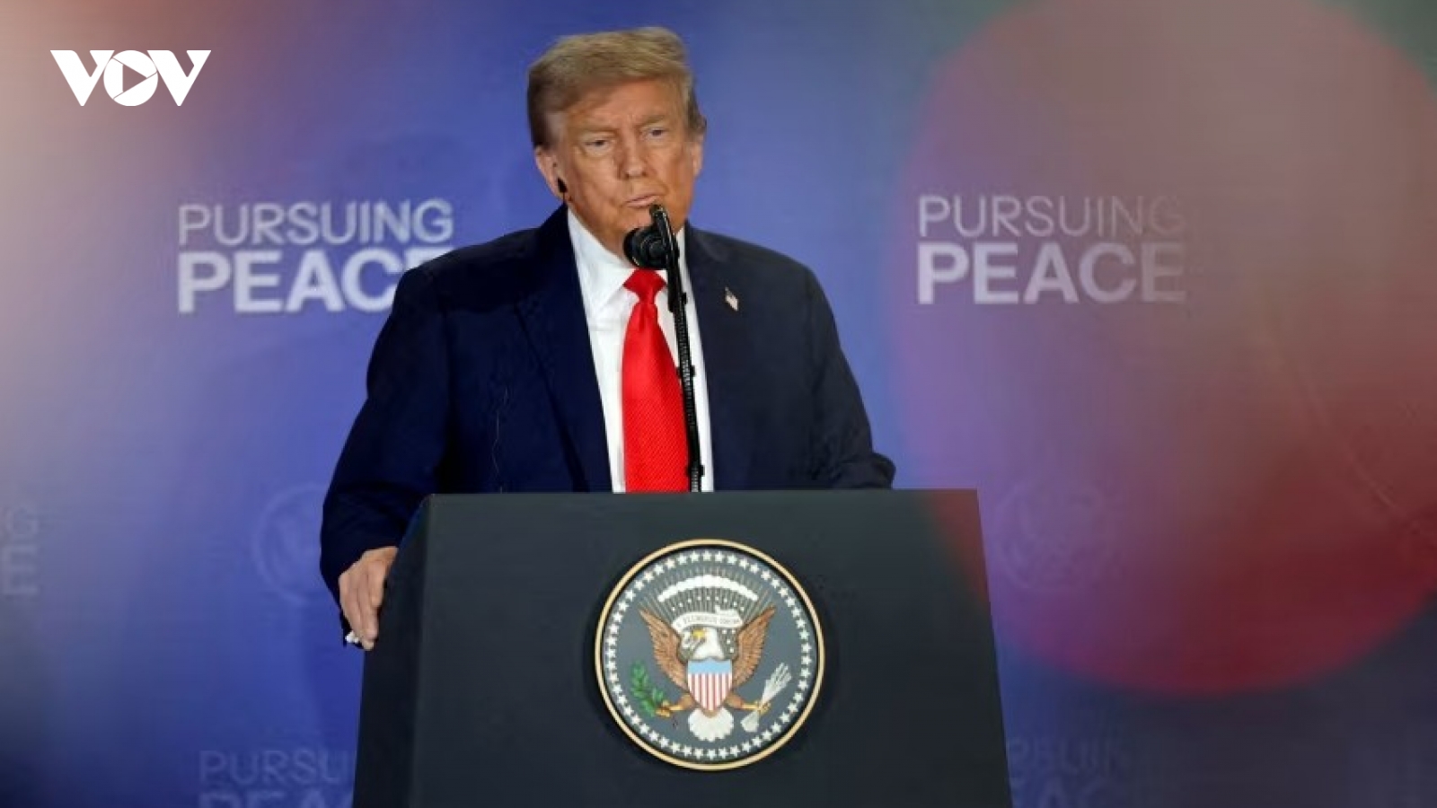 Ông Trump cân nhắc nên tham gia sâu hơn hay rút khỏi đàm phán hòa bình Ukraine