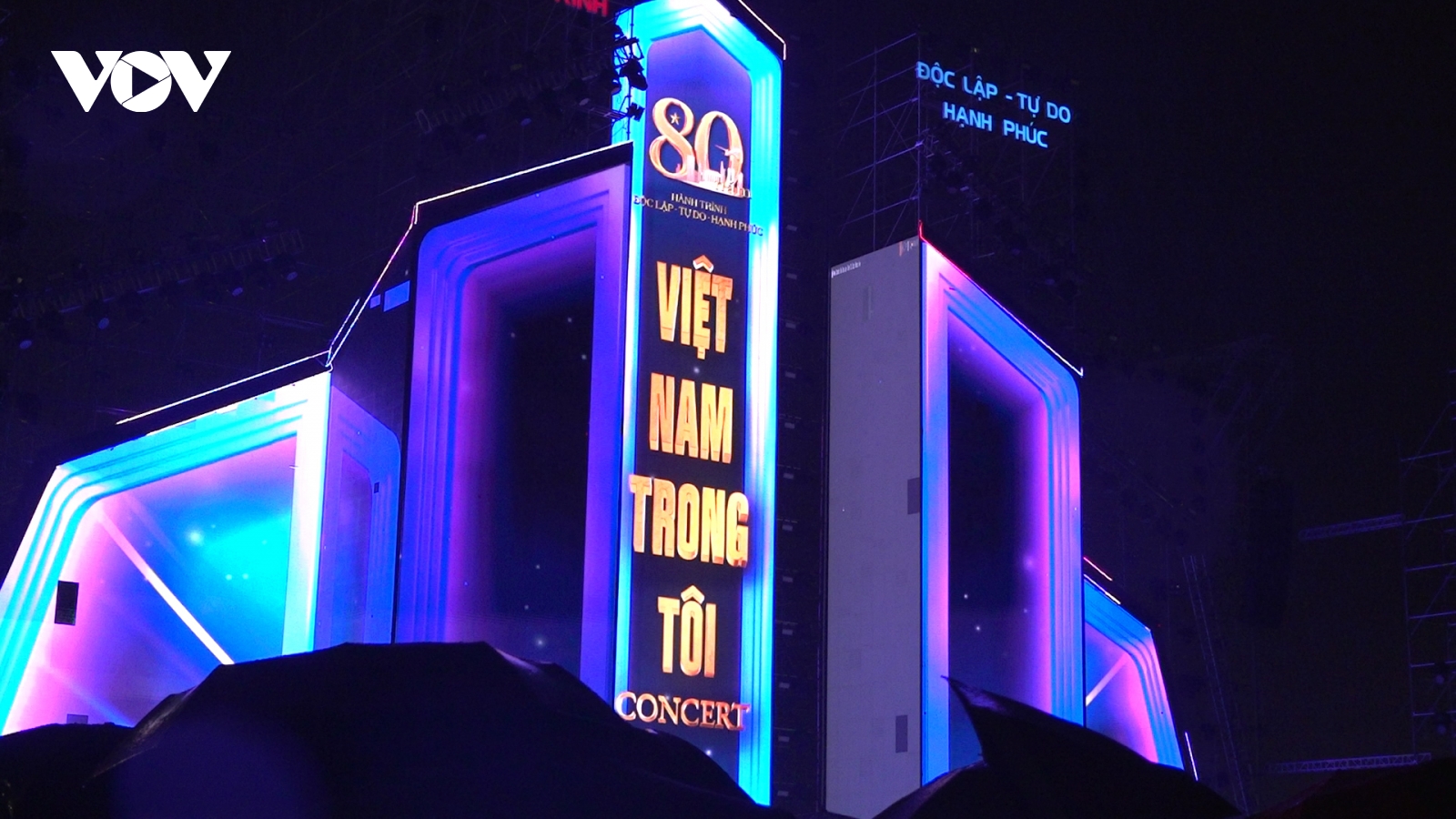 Bùng nổ cảm xúc với "Việt Nam trong tôi" - Đêm nhạc thắp sáng niềm tự hào dân tộc