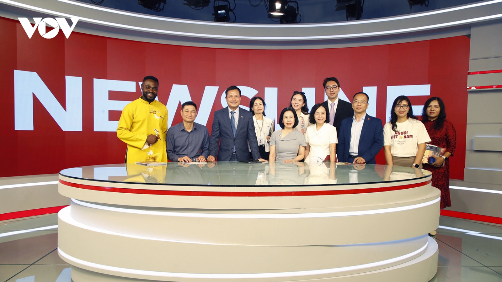 Vietnam Today: Cầu nối văn hóa và thông tin của Việt Nam với bạn bè quốc tế