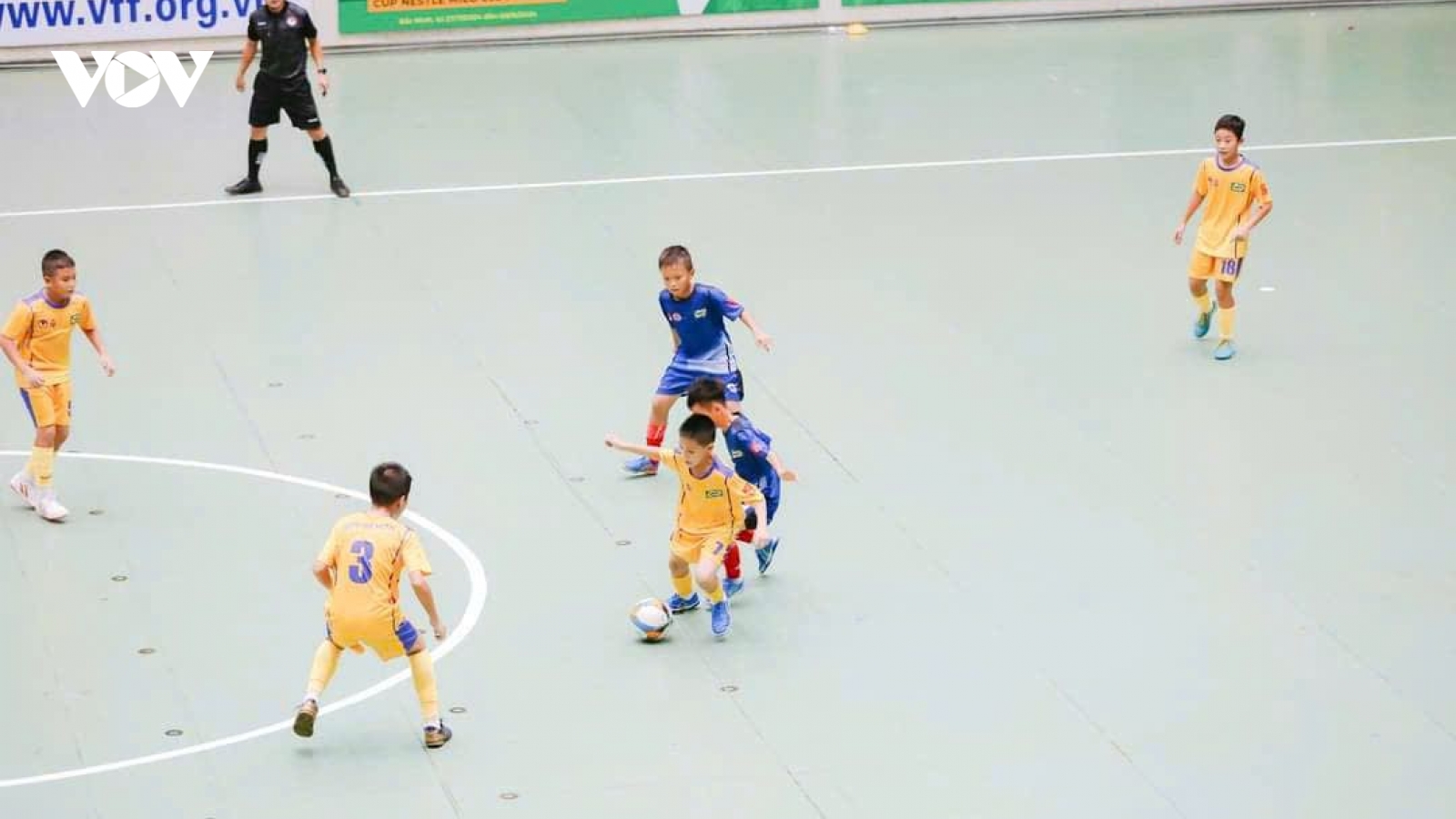 Từ sân chơi học đường đến những bài học trưởng thành đầu đời của trẻ