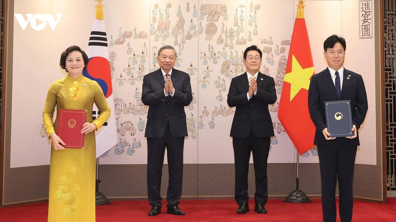 Ký kết Bản ghi nhớ về phái cử và tiếp nhận lao động sang làm việc tại Hàn Quốc