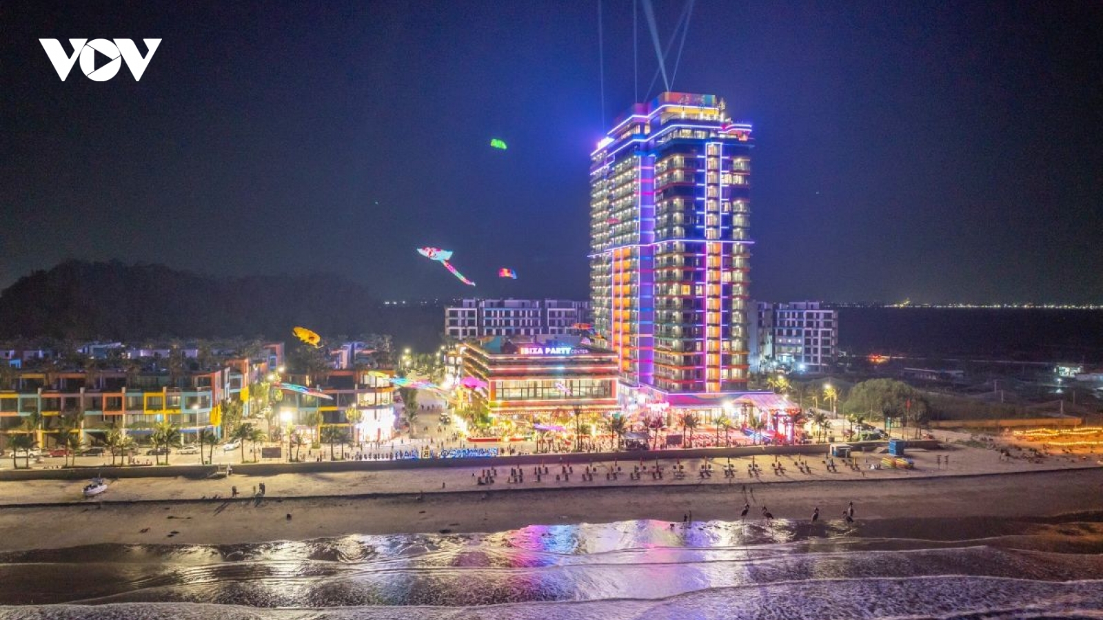 Miền Bắc lần đầu tiên xuất hiện "Thành phố không ngủ" bên biển