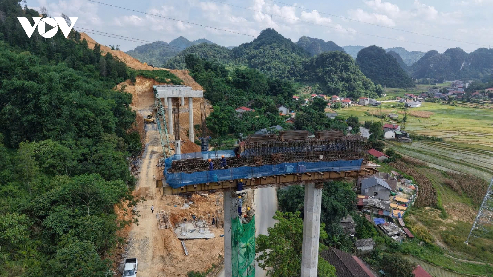 Hơn 3.200 lao động tăng tốc để thông tuyến cao tốc Đồng Đăng-Trà Lĩnh giai đoạn 1