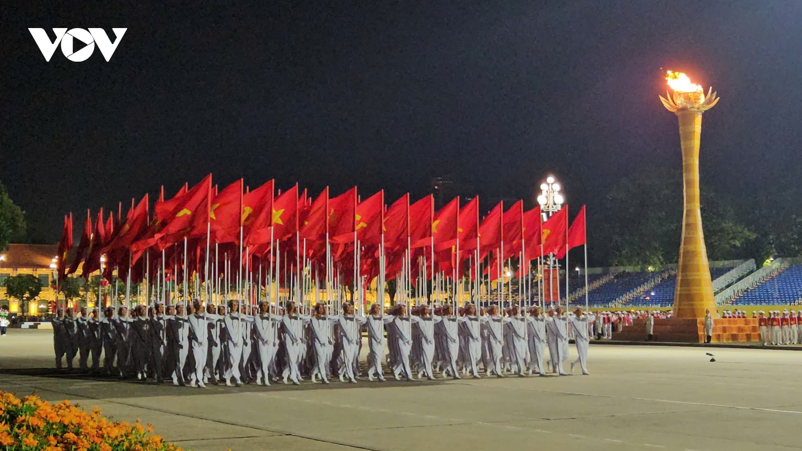 Tổng hợp luyện diễu binh, diễu hành lần thứ nhất tại Quảng trường Ba Đình