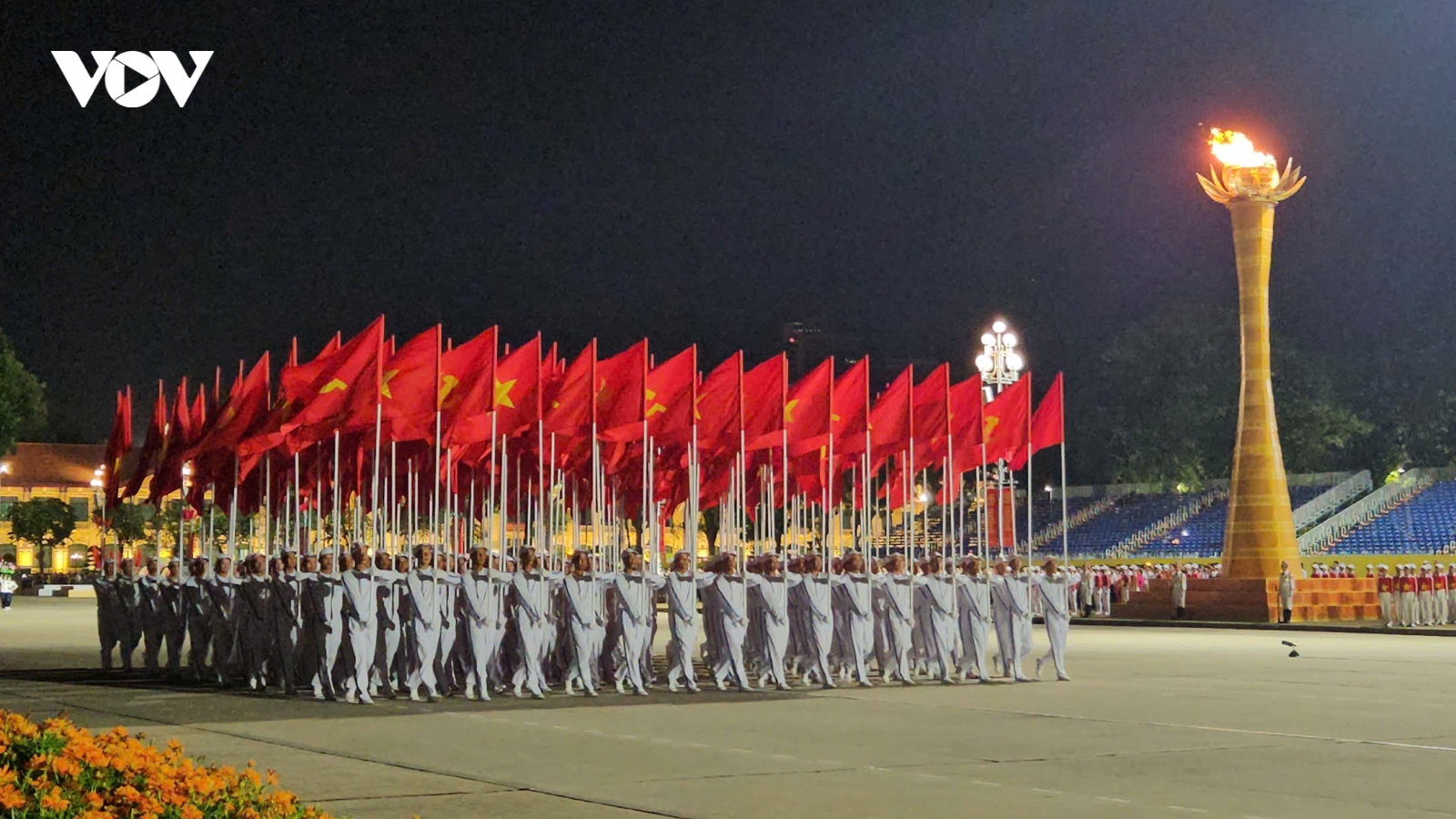 Tổng hợp luyện diễu binh, diễu hành lần thứ nhất tại Quảng trường Ba Đình