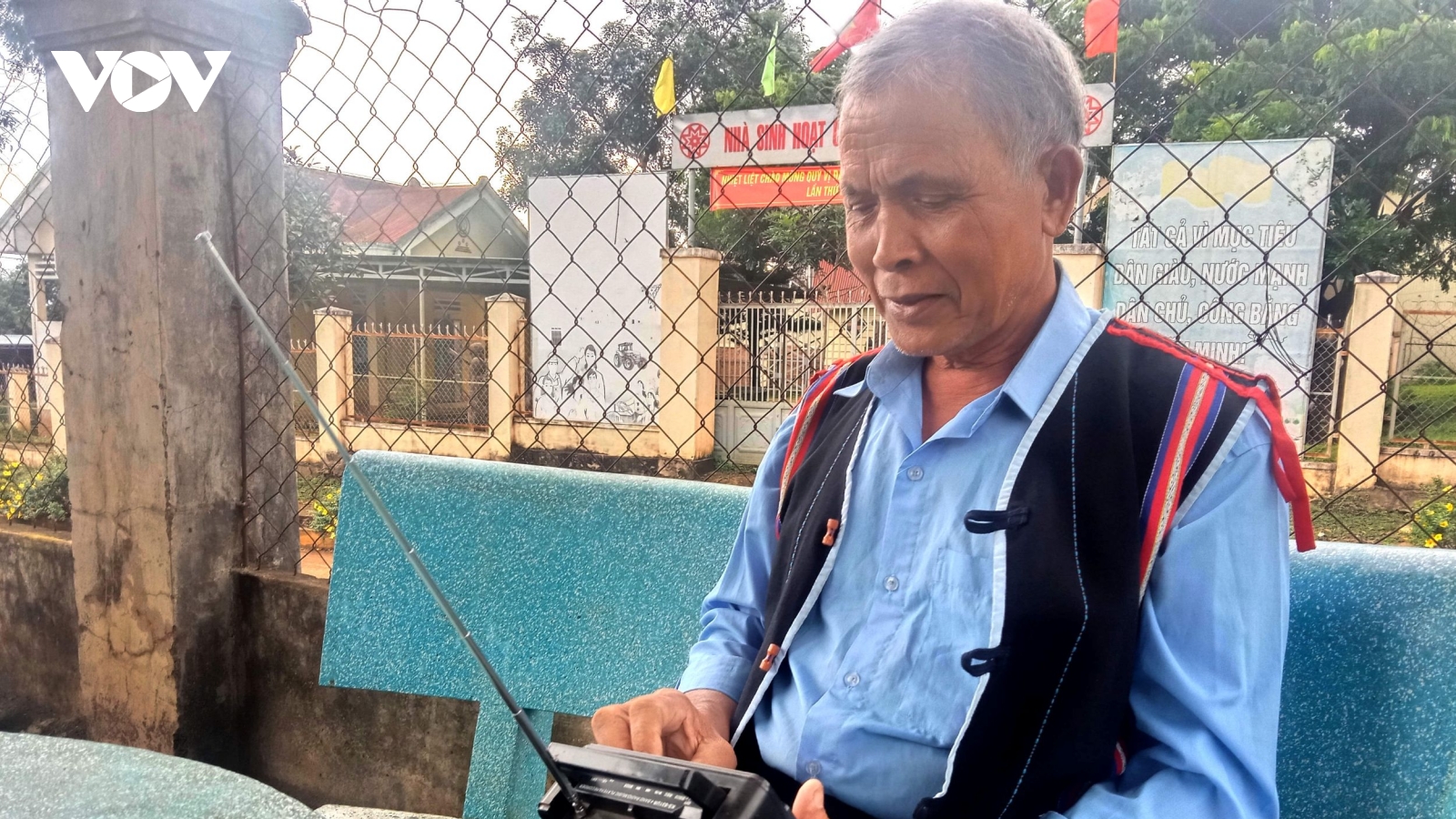 Tiếng nói Việt Nam – Nhịp cầu nối kết văn hóa các buôn làng