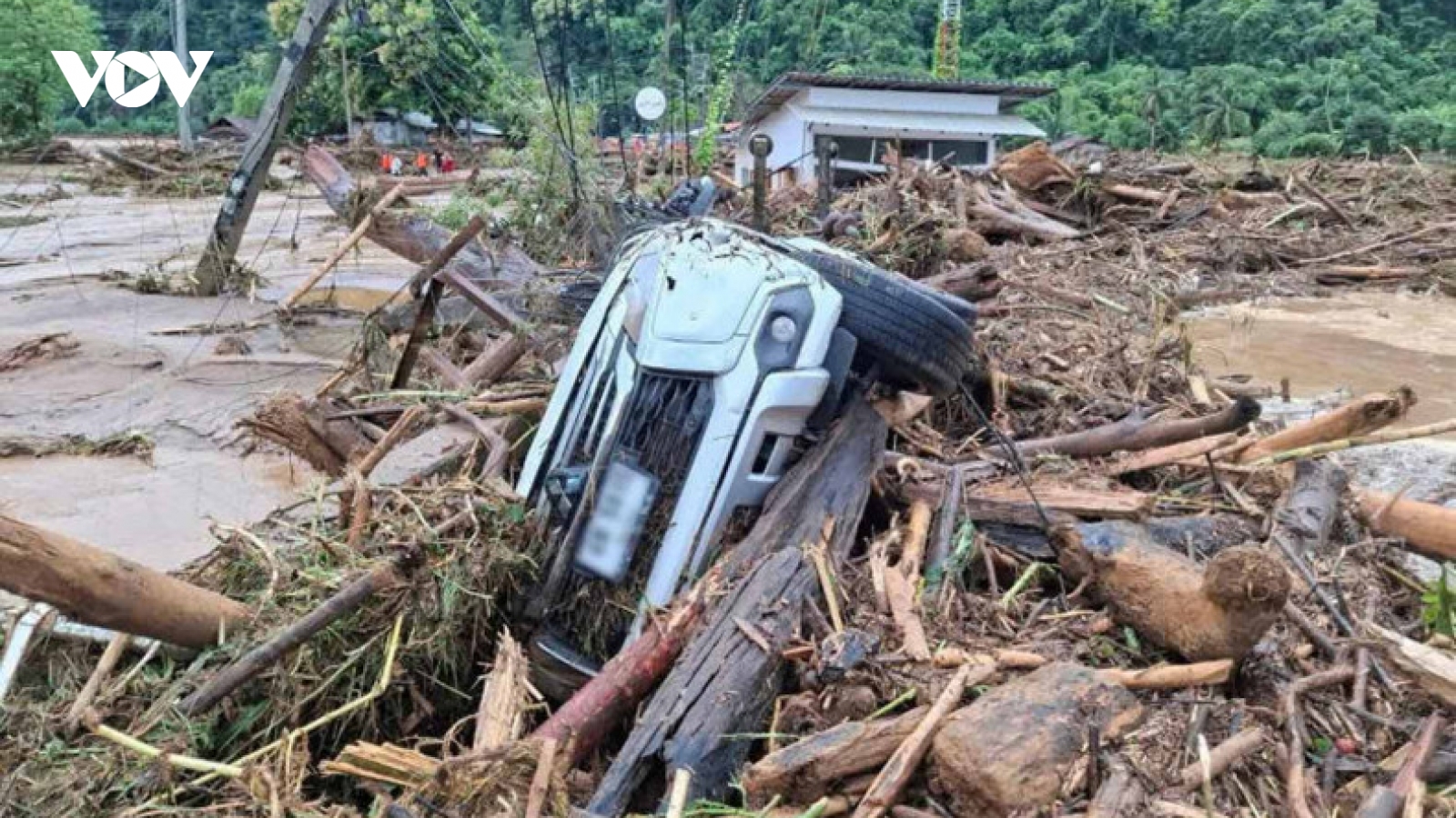 Hoàn lưu bão Kajiki gây lũ quét, sạt lở nghiêm trọng ở Thái Lan