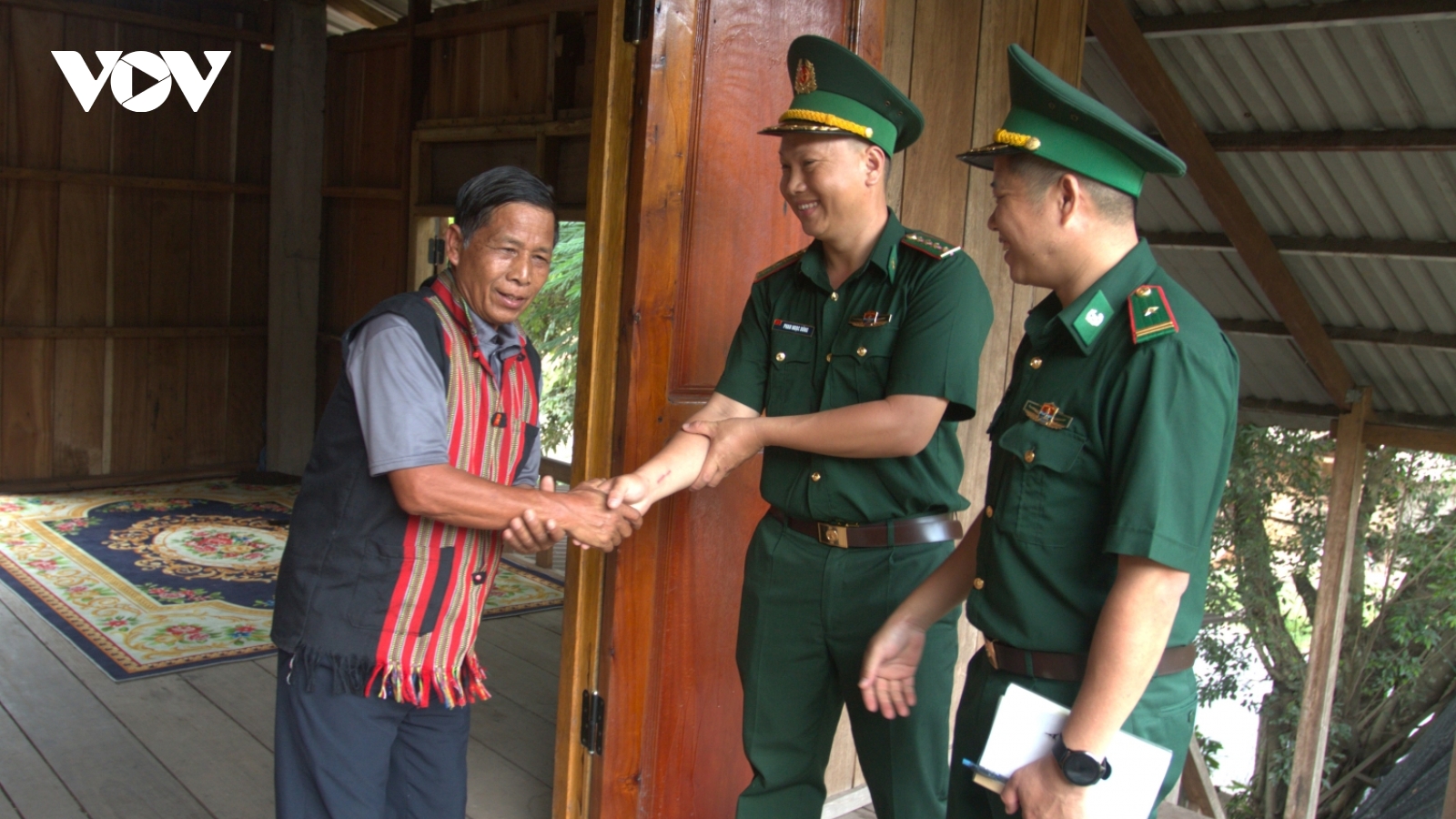 Quảng Trị: Phát huy vai trò già làng, người có uy tín trong bảo vệ an ninh biên giới