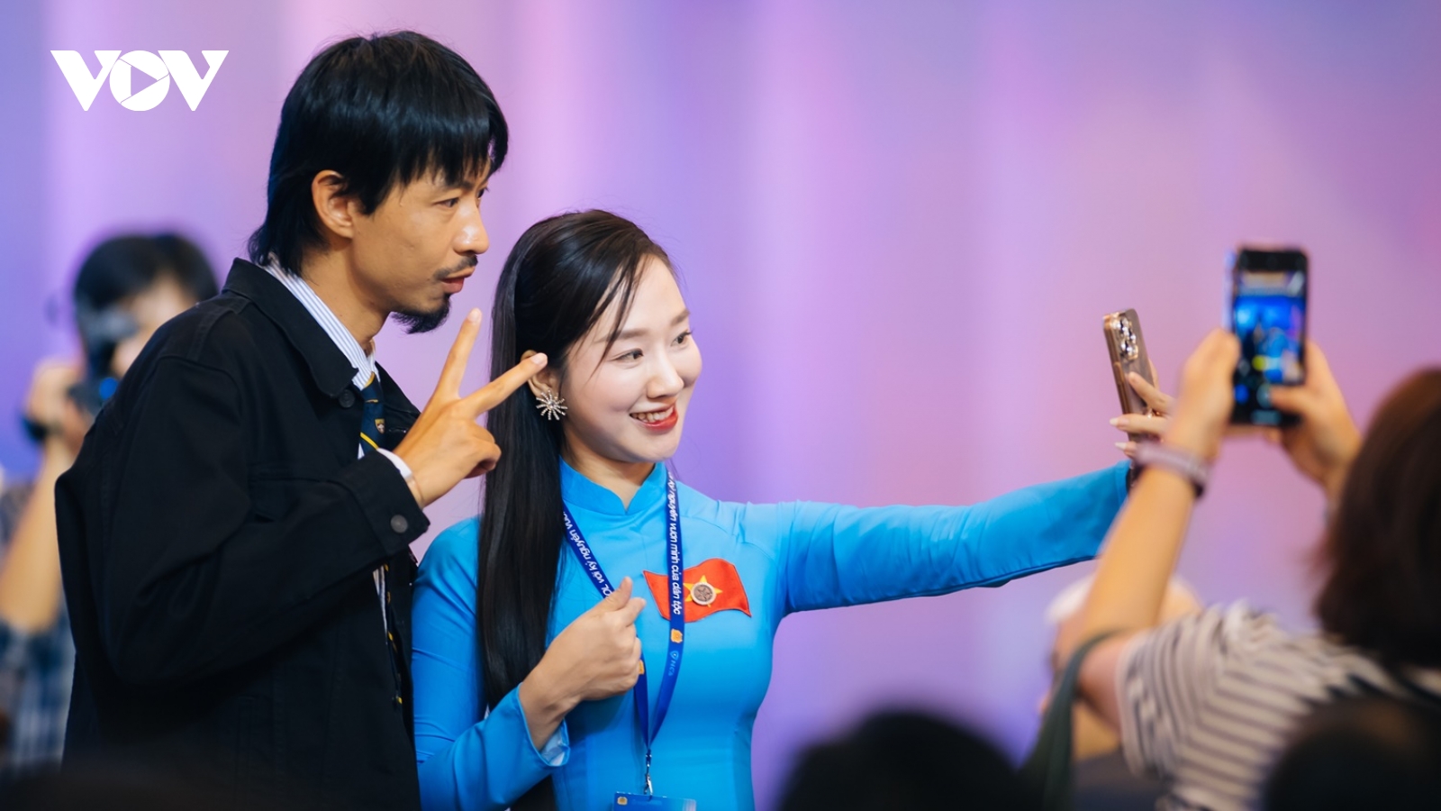 Tùng Dương, Đen Vâu, Huy quần hoa và các KOL dự Hội nghị KOL đầu tiên tại Việt Nam