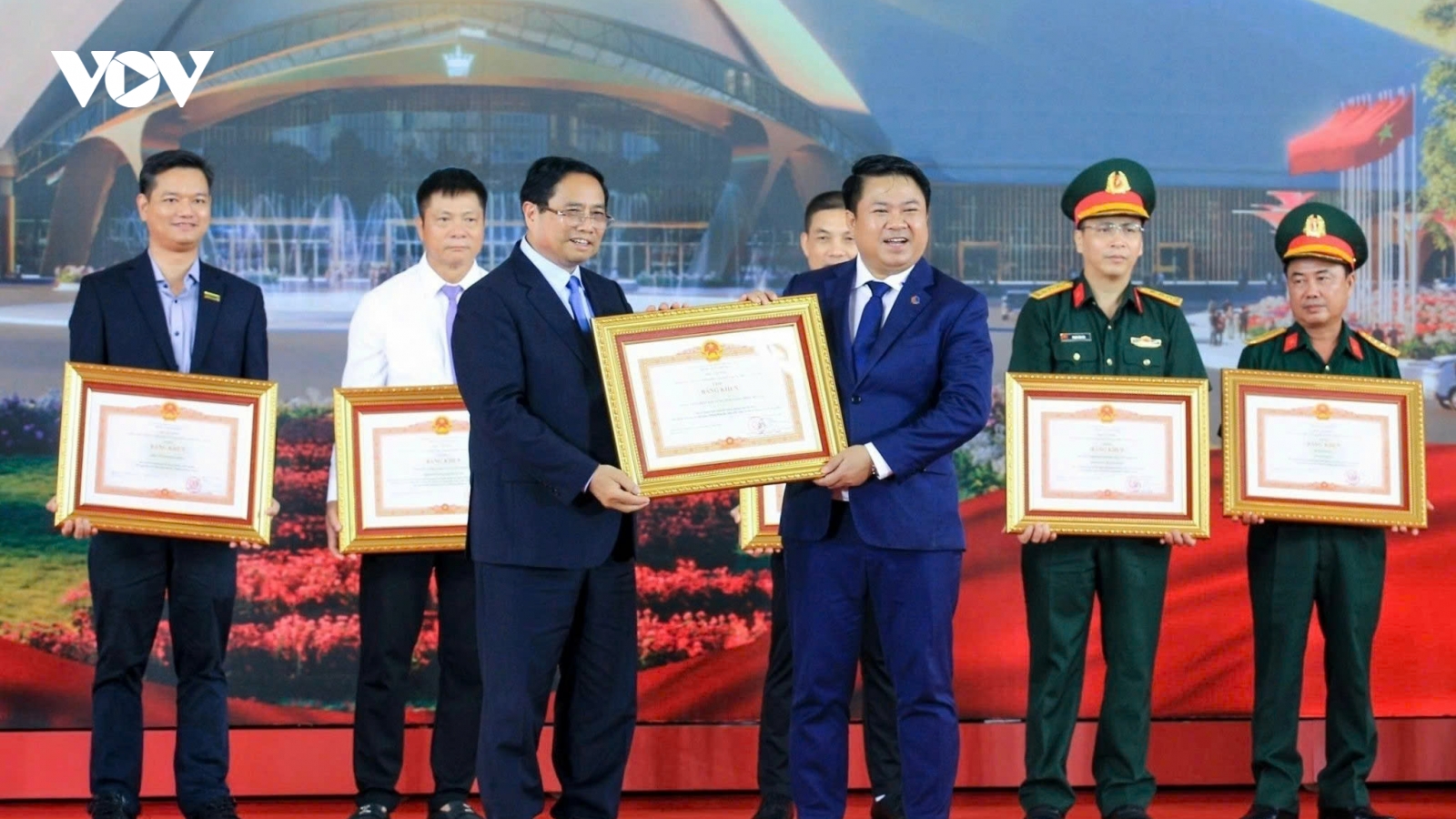 Đèo Cả (HHV) nhận Bằng khen của Thủ tướng Chính phủ