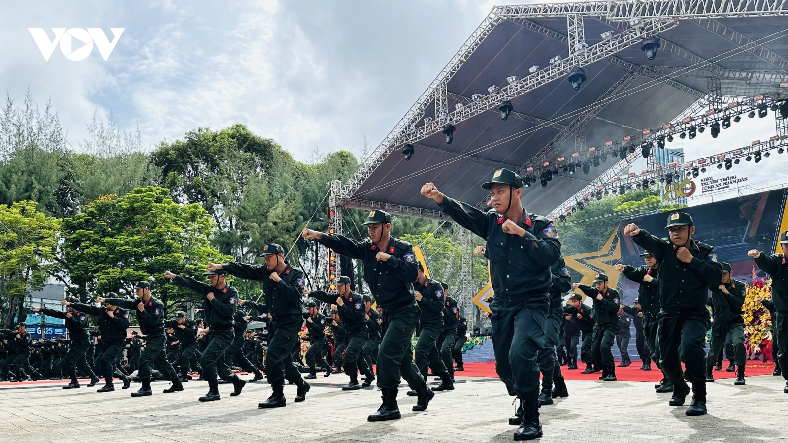 Cần Thơ kỷ niệm 80 năm Ngày truyền thống Công an nhân dân