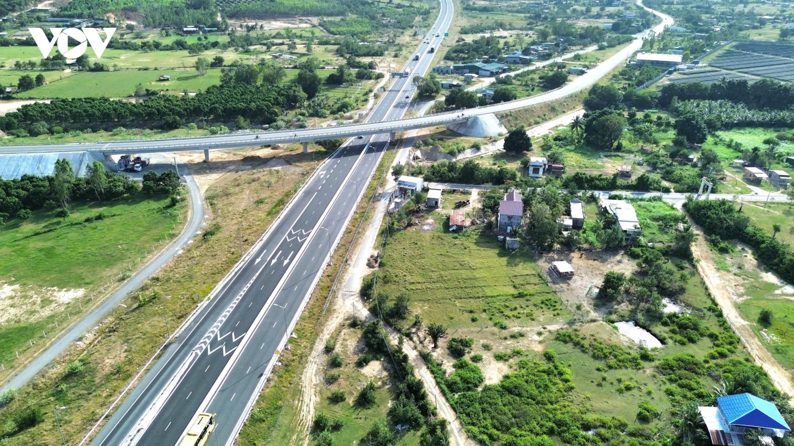 Cao tốc Bắc - Nam qua Khánh Hòa còn 2 trạm dừng nghỉ vướng mặt bằng