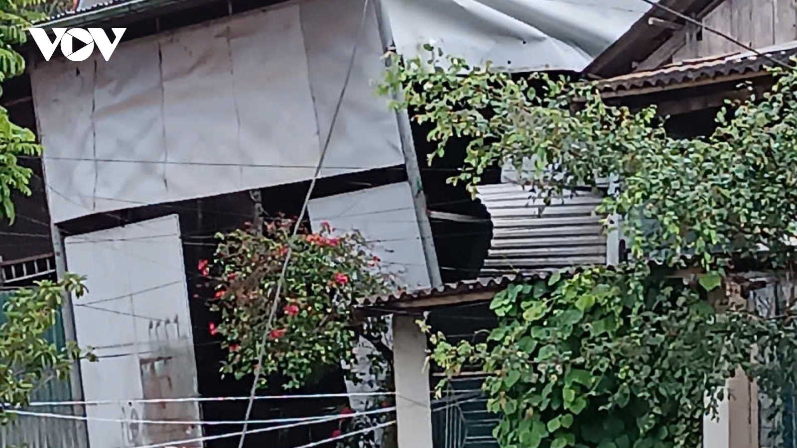 Sơn La: Hàng chục hộ dân ở xã Sốp Cộp phải di chuyển khẩn cấp vì sạt lở