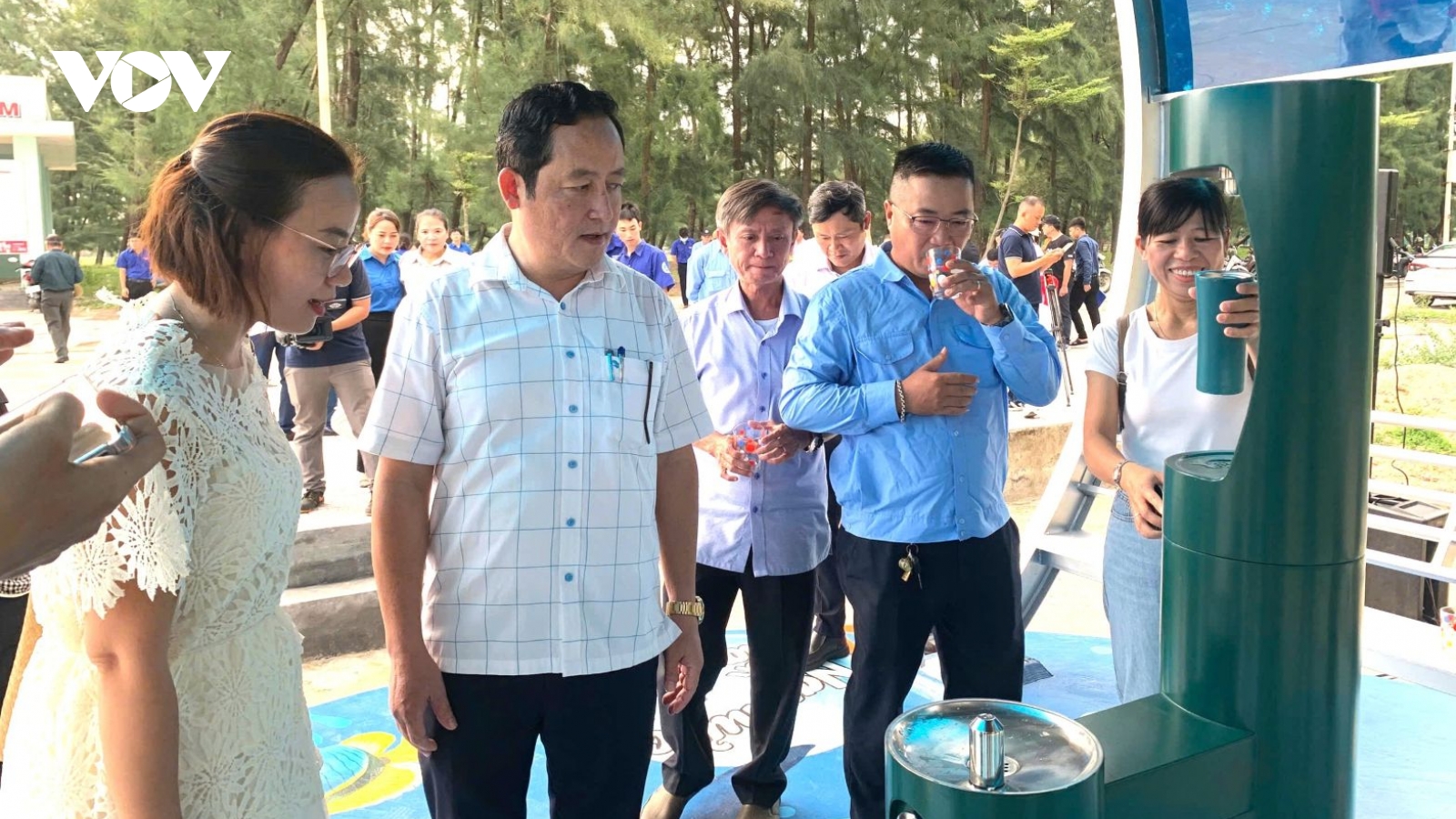 Huế đưa vào hoạt động 3 trạm cấp nước miễn phí tại các bãi biển