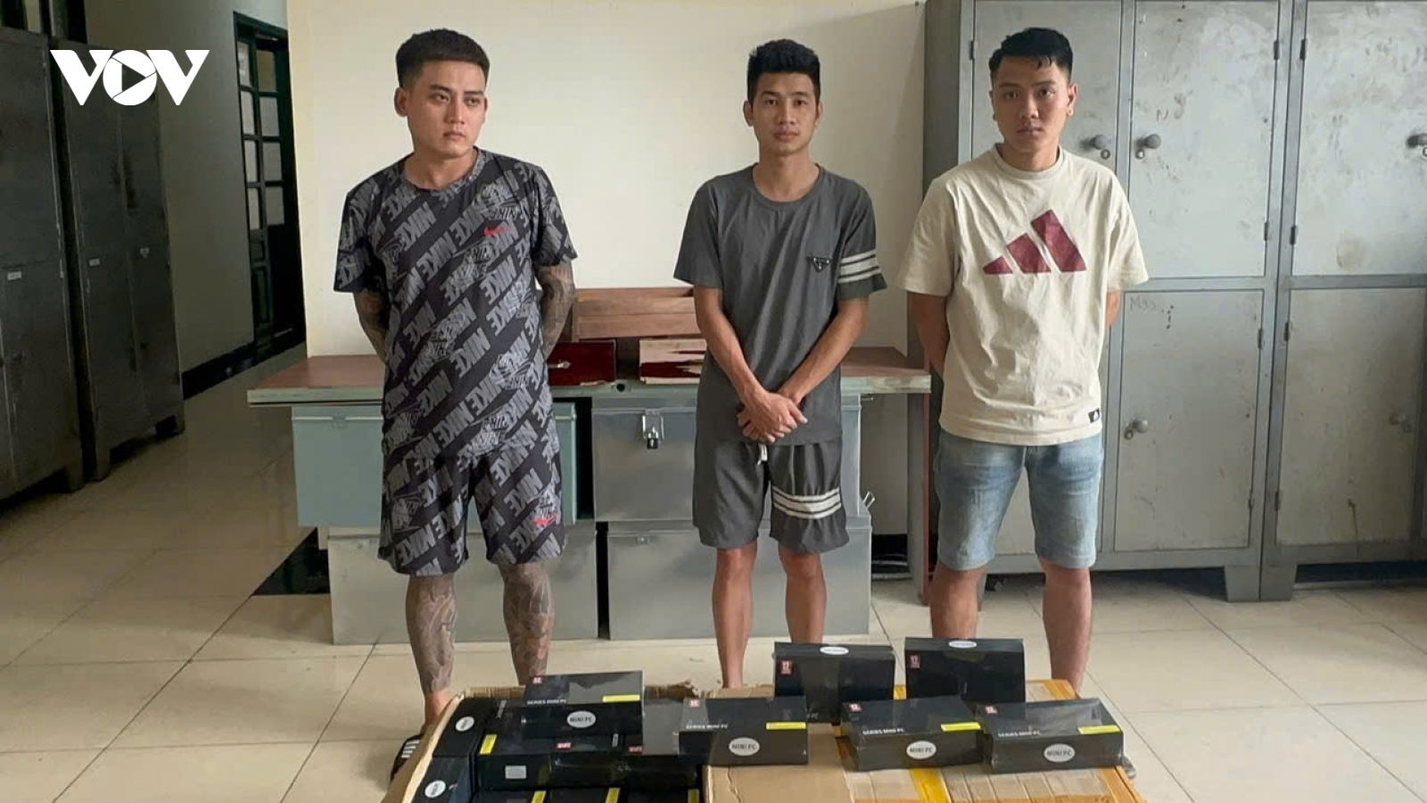 Hé lộ đường dây trộm cắp 138 máy tính tại cảng hàng không Nội Bài