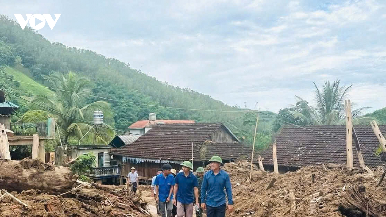 Chính quyền 2 cấp: Điểm tựa nơi tâm lũ